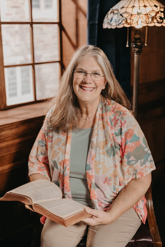 The Life of Christ through the Eyes of Mary with Kimberly Hahn (Winter)